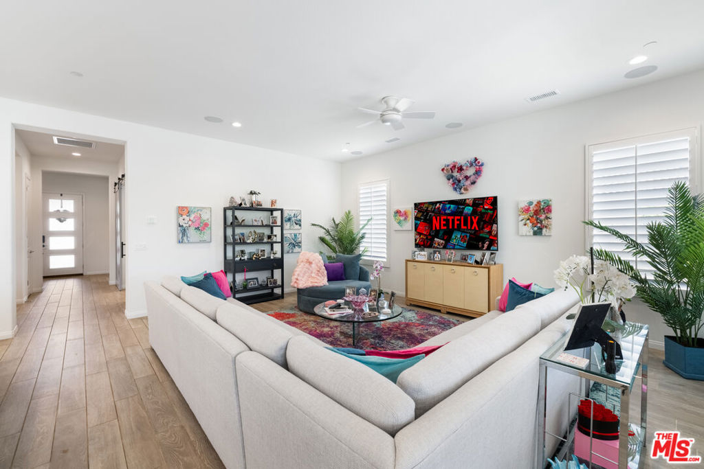 MLS #25615411 image #5