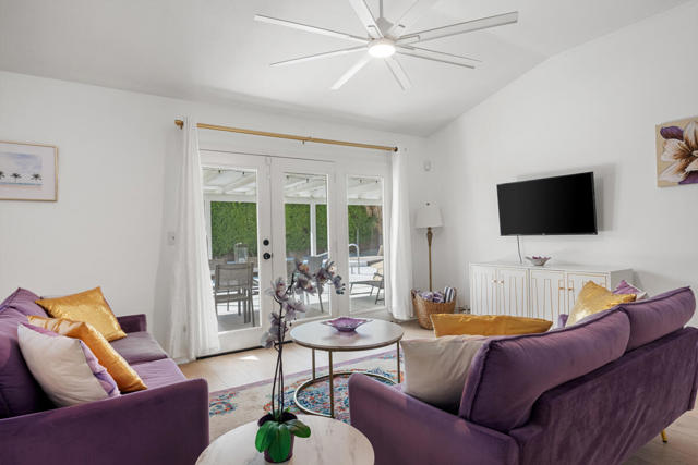 1489 E Francis Drive, Palm Springs CA: https://media.crmls.org/mediaz/6739c2f5-346a-496c-9f2d-5532833c8112.jpg