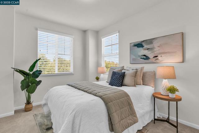 6983 Alamo Creek Trl, Dublin CA: https://media.crmls.org/mediaz/673a5eca-0232-4c40-ac63-87ec92d7d895.jpg