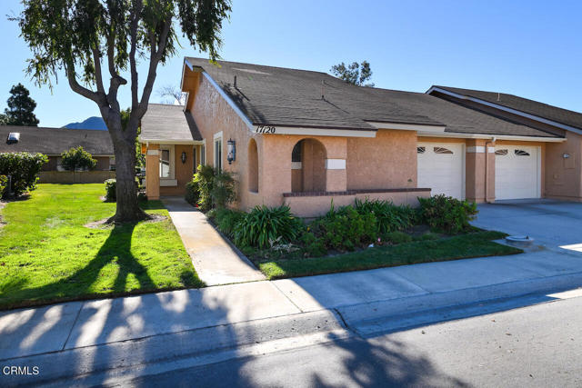 Detail Gallery Image 2 of 33 For 17120 Village 17, Camarillo,  CA 93012 - 2 Beds | 2 Baths