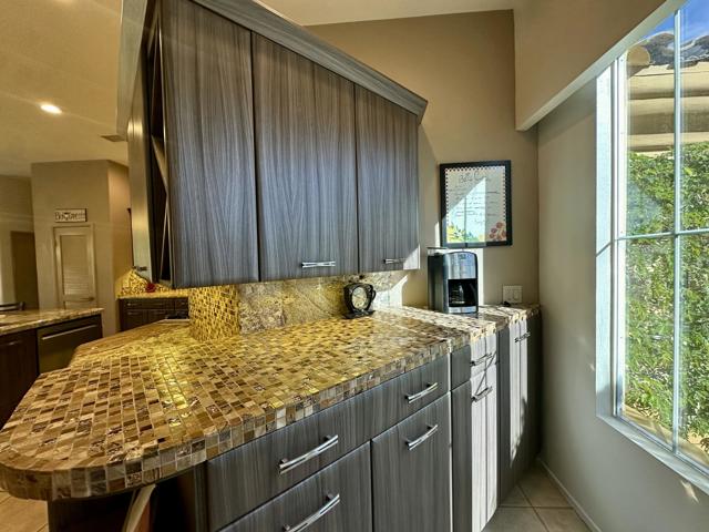 Image 7 of 39 For 44127 Yucca Drive