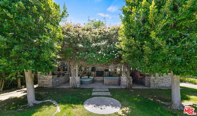 13418 Nightsky Drive, Camarillo CA: https://media.crmls.org/mediaz/673bd17b-c6dd-4446-92a9-92c547d180e0.jpg