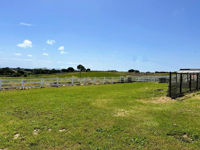 15570 Del Monte Farms Road, Castroville CA: https://media.crmls.org/mediaz/673c59ba-91b5-4f0e-aab1-e45d755f5526.jpg