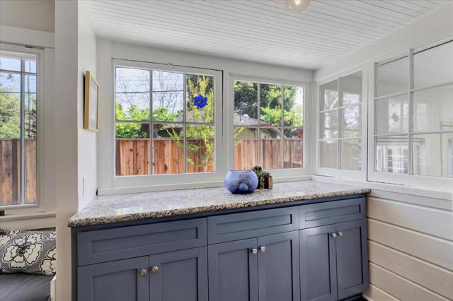 355 S 17th Street, San Jose CA: https://media.crmls.org/mediaz/673e0f4a-5a2b-449c-a0e5-ca74d78a8345.jpg