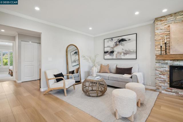 1150 Canyonwood Court, Walnut Creek CA: https://media.crmls.org/mediaz/673ea24f-dc4f-47fd-9a7d-d5067de3e276.jpg
