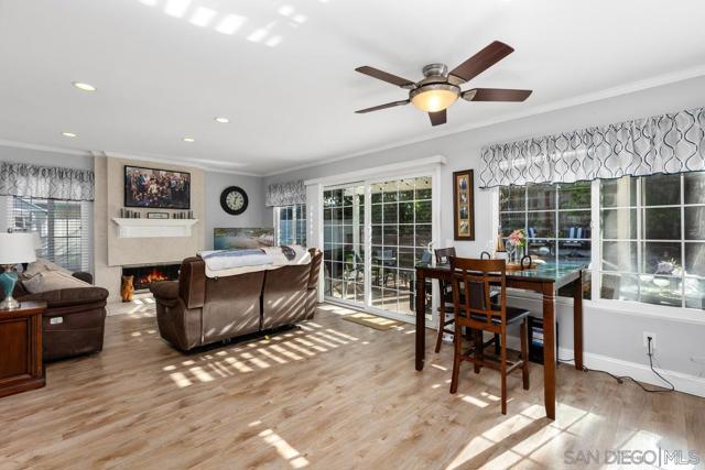 4475 Saint Andrews Place, Oceanside CA: https://media.crmls.org/mediaz/673f0de3-4a49-4b4b-87b7-62fd1afd4868.jpg