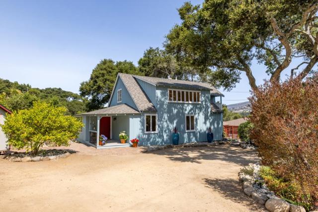 18 Upper Circle, Carmel Valley CA: https://media.crmls.org/mediaz/673f20bf-243a-4966-8bb1-8a578daabcc1.jpg