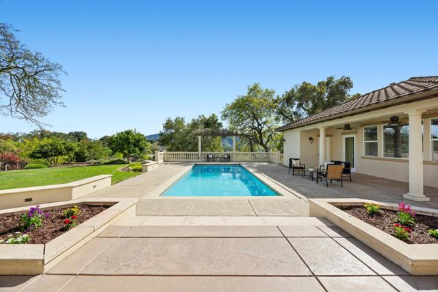 2342 Hoya Lane, Gilroy CA: https://media.crmls.org/mediaz/673f22c4-f824-4991-a55a-bebbb2749d1a.jpg