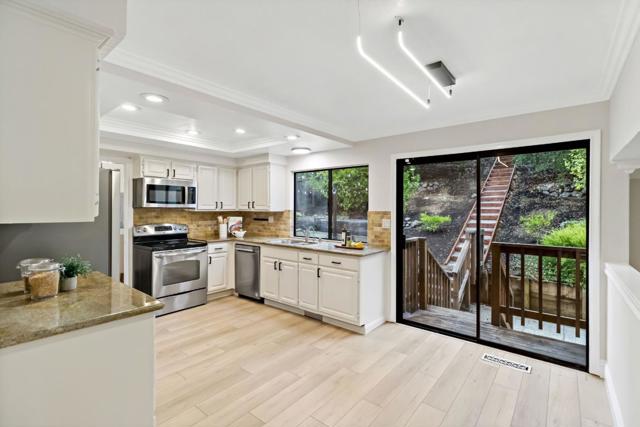 17716 Columbia Drive, Castro Valley CA: https://media.crmls.org/mediaz/673f2b35-7f0c-4496-bc95-78c7a6d88989.jpg