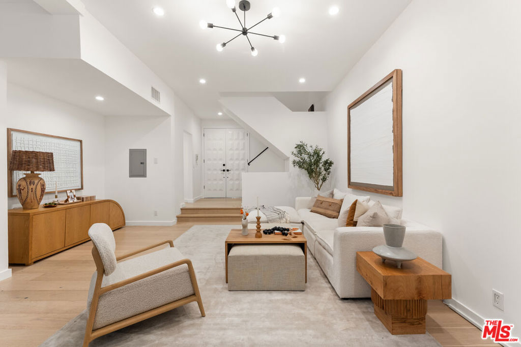 1131 12th Street #102
