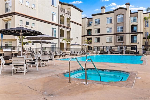9237 Regents Rd., La Jolla CA: https://media.crmls.org/mediaz/673fa204-7849-420e-b8b5-2df240e84dfb.jpg