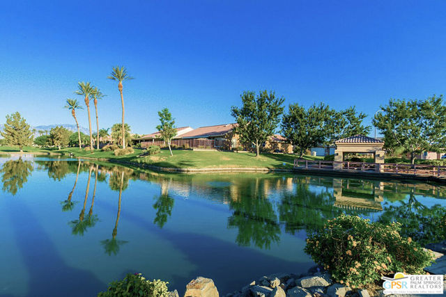 78797 Falsetto Drive, Palm Desert CA: https://media.crmls.org/mediaz/67400fb0-b9c8-417f-8e0b-e79d72fed932.jpg