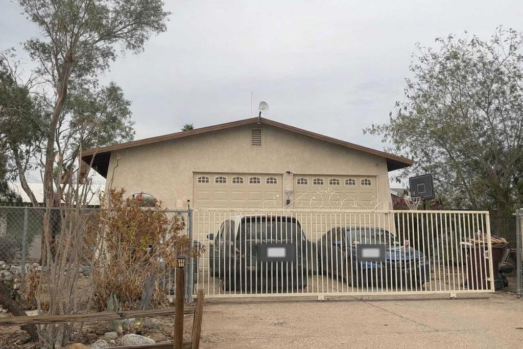 944 Flamingo Avenue