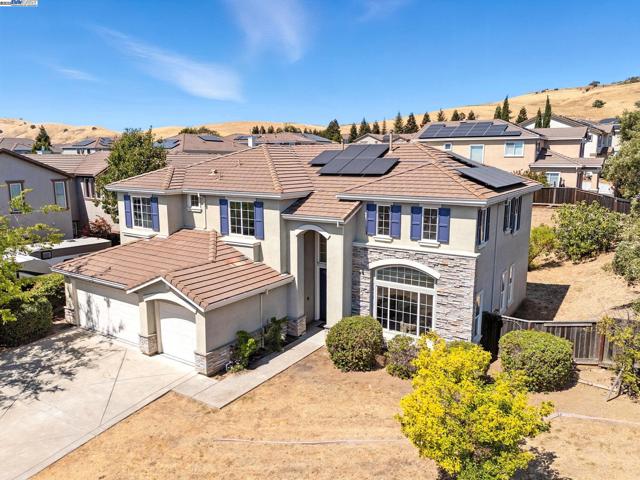3909 Danbury Way, Fairfield CA: https://media.crmls.org/mediaz/67418551-c457-484e-a150-72b13a800ba0.jpg