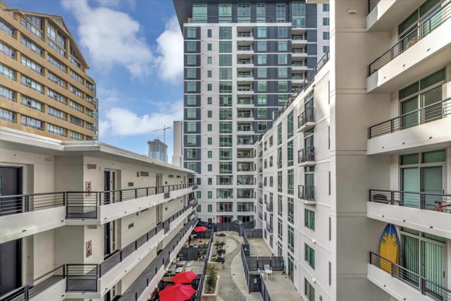 425 W Beech Street, San Diego CA: https://media.crmls.org/mediaz/674185e0-0b6d-4666-97c2-08c75e45e83e.jpg