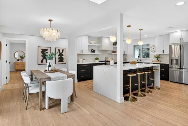 430 Gilbert Avenue, Menlo Park CA: https://media.crmls.org/mediaz/6742c75d-cdbd-497f-a859-8d2caff26379.jpg