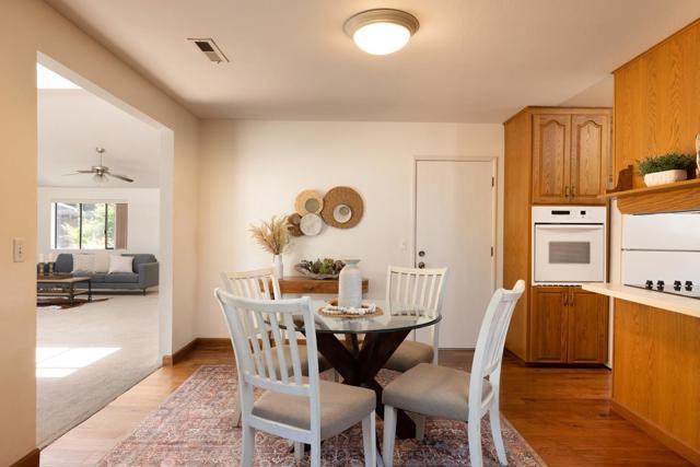 2161 Trapani Circle, Monterey CA: https://media.crmls.org/mediaz/6742dcc7-46c1-4429-bb89-4edc1ab35fea.jpg