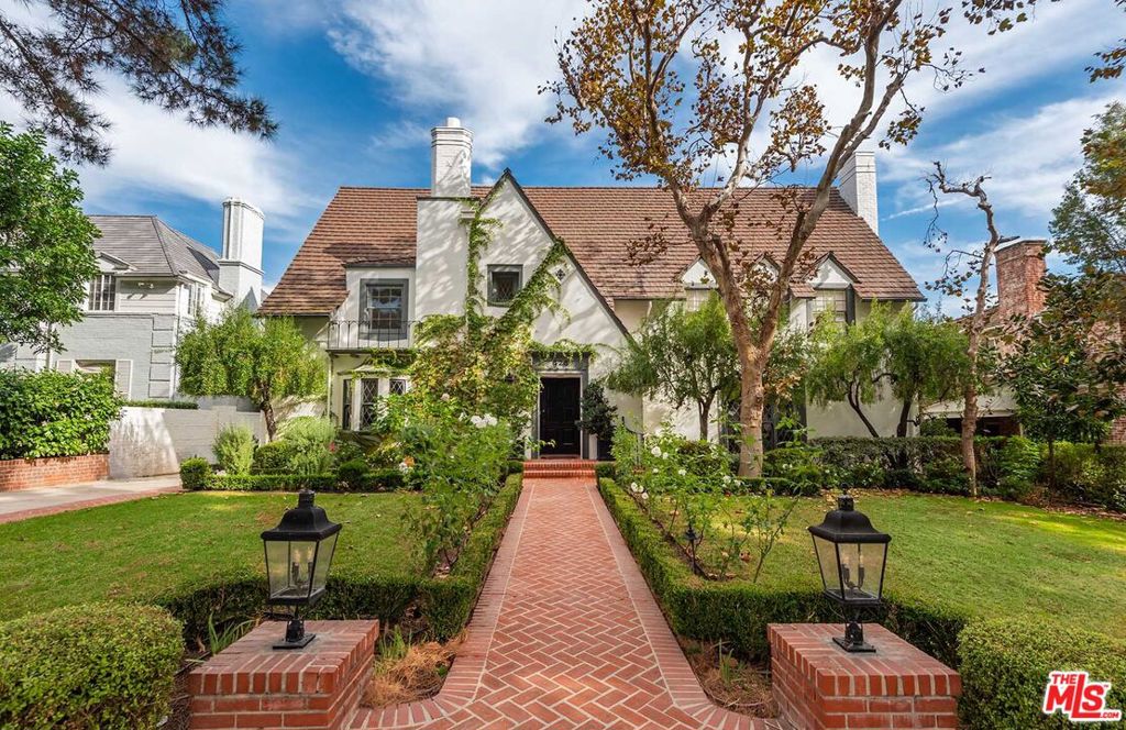 628 N Sierra Drive