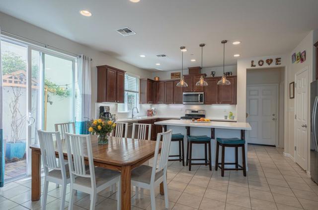 16714 Pickett Lane,  CA: https://media.crmls.org/mediaz/6743fcbd-c00e-4551-8206-8d5403e0b95d.jpg