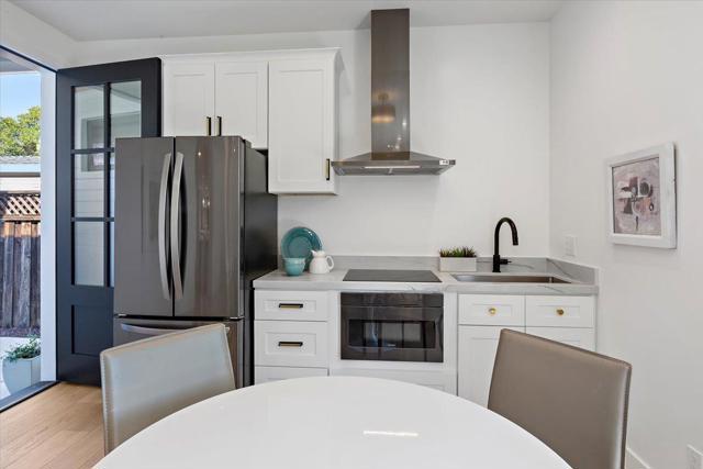 2572 Borax Drive, Santa Clara CA: https://media.crmls.org/mediaz/67449dfb-9f18-4288-a6f5-8db534400d10.jpg