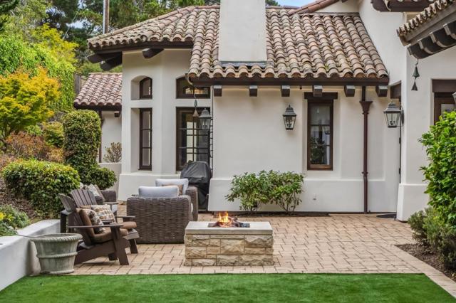 1425 Oleada Road, Pebble Beach CA: https://media.crmls.org/mediaz/6744a381-d037-4dd9-b3a8-28c2fac3de28.jpg
