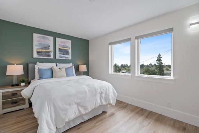 3807 Madrone Avenue, Oakland CA: https://media.crmls.org/mediaz/67460748-14aa-4793-a366-82d2fca66086.jpg