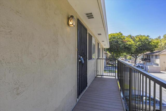 825 N Capitol Avenue, San Jose CA: https://media.crmls.org/mediaz/67465503-347f-44bb-b359-a268d27aceb5.jpg