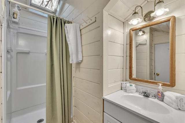 25585 Alderwood St Street, Idyllwild CA: https://media.crmls.org/mediaz/6746ddeb-9fce-4d7a-b0e3-a429a74226ad.jpg