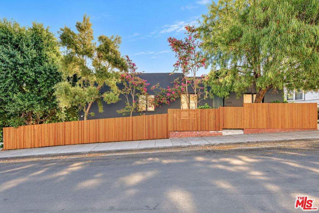 MLS #26985899 image #1
