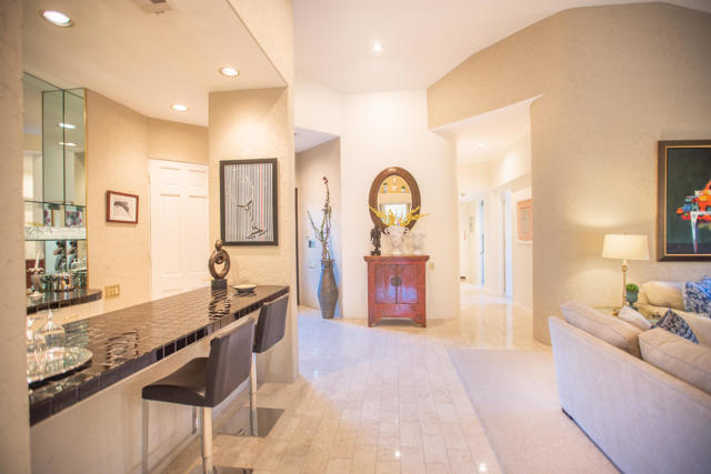 75273 Spyglass Drive, Indian Wells CA: https://media.crmls.org/mediaz/67474287-efcf-49ca-9100-09bc29450e78.jpg
