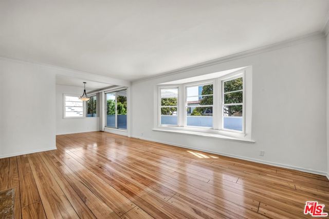 1229 Smithwood Drive, Los Angeles CA: https://media.crmls.org/mediaz/67481f03-5014-4d89-92a4-40874ae016be.jpg