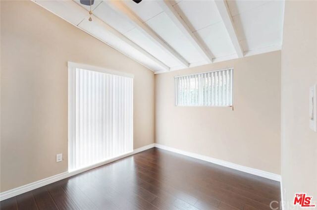 6763 Lurline Avenue, Winnetka CA: https://media.crmls.org/mediaz/674820e1-1982-4fea-8ba1-81cb581592d9.jpg