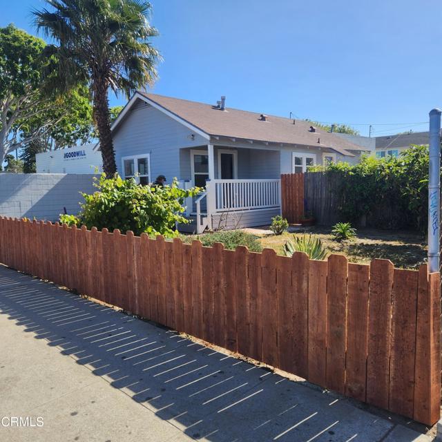 Detail Gallery Image 2 of 34 For 618 S C St, Oxnard,  CA 93030 - 2 Beds | 1 Baths