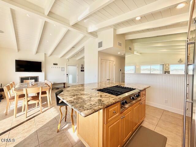 Detail Gallery Image 9 of 37 For 3321 Ocean Dr, Oxnard,  CA 93035 - 4 Beds | 5 Baths