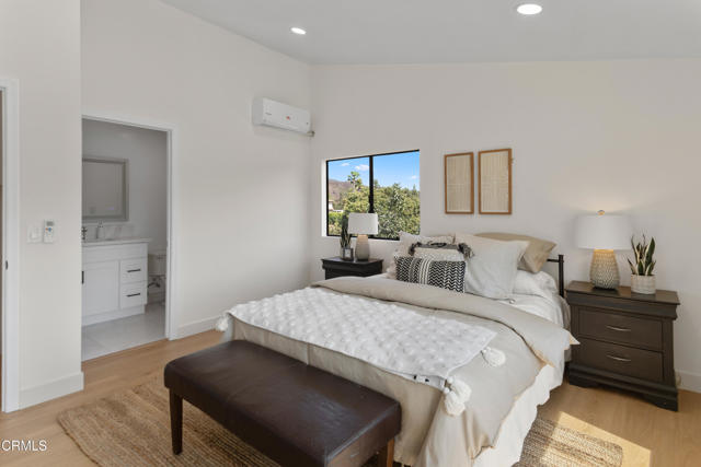 Detail Gallery Image 20 of 35 For 3955 Blackwood St, Thousand Oaks,  CA 91320 - 5 Beds | 3/1 Baths