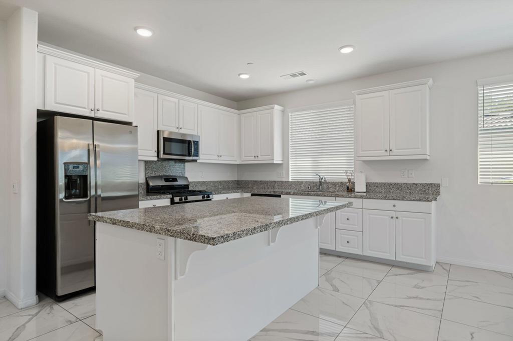 MLS #219138591DA image #5