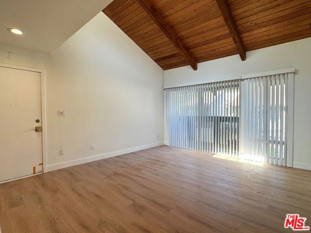 8601 International Avenue, Canoga Park CA: https://media.crmls.org/mediaz/674ba8d1-e4c3-453d-bcdc-28f834fd4358.jpg