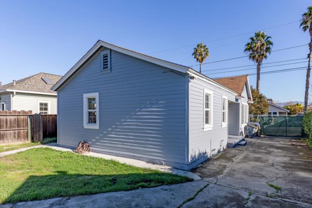 937 S 7th Street, San Jose CA: https://media.crmls.org/mediaz/674c84a7-dd4a-4b39-be13-41099ce21a61.jpg
