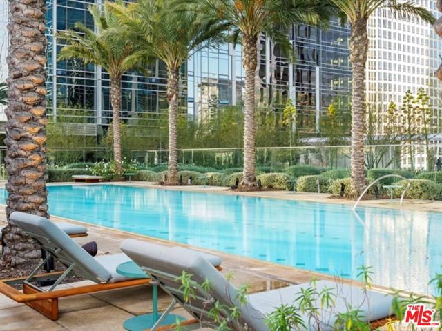 877 Francisco Street, Los Angeles CA: https://media.crmls.org/mediaz/674c8cfe-7f00-43d2-a856-94064bd43b47.jpg