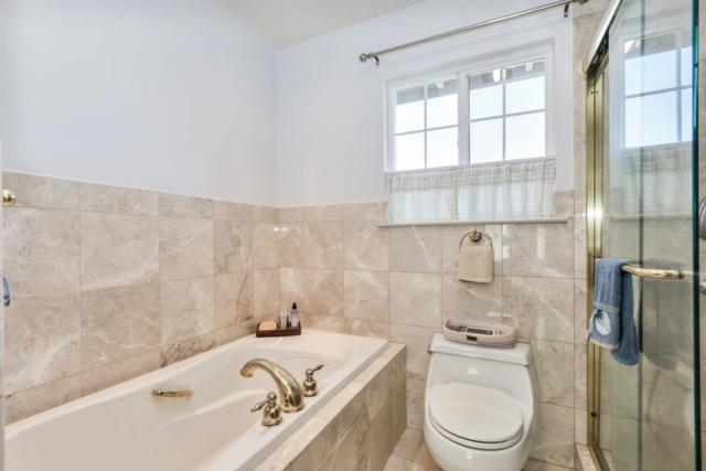 431 Liquidambar Way, Sunnyvale CA: https://media.crmls.org/mediaz/674d692b-241b-4876-a6cb-11ede2850229.jpg