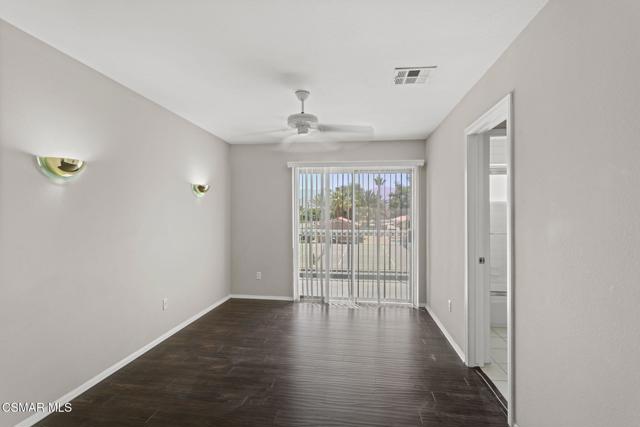 41985 Hemingway Court, Palm Desert CA: https://media.crmls.org/mediaz/674de285-d2c1-48fe-b9ab-99fb45c043be.jpg
