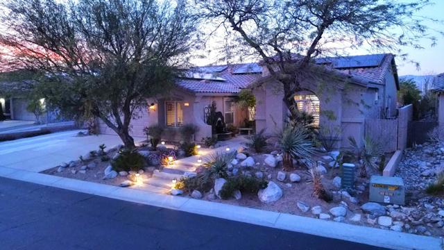 1002 Alta Cresta, Palm Springs CA: https://media.crmls.org/mediaz/674de95e-c062-42d8-94fc-79db5c11c9c4.jpg