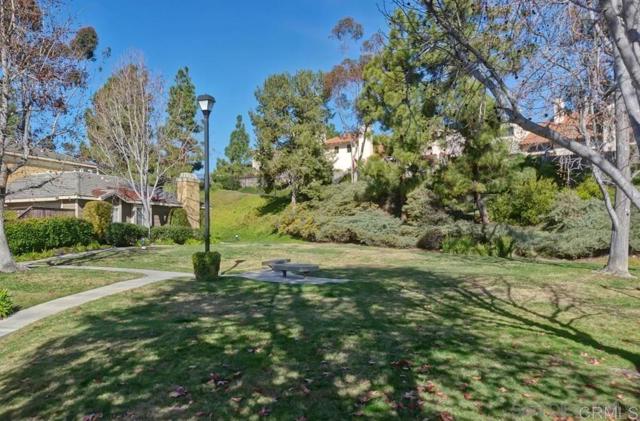 3707 Caminito Carmel, San Diego CA: https://media.crmls.org/mediaz/674fd3e6-4794-483d-ab6b-d81deffa2e64.jpg