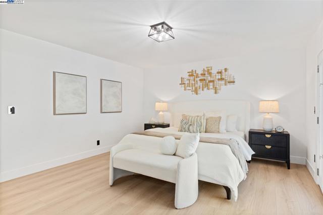 2656 Hilton St, Union City CA: https://media.crmls.org/mediaz/67502785-df11-45d9-9f86-a5658af4d4e9.jpg