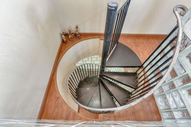 725 Correas Street, Half Moon Bay CA: https://media.crmls.org/mediaz/675069b2-ef2c-4961-bf83-7eb9b9d55b54.jpg