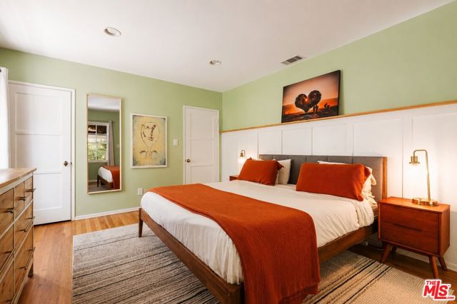 2 Bed Home for Sale in Los Angeles, California