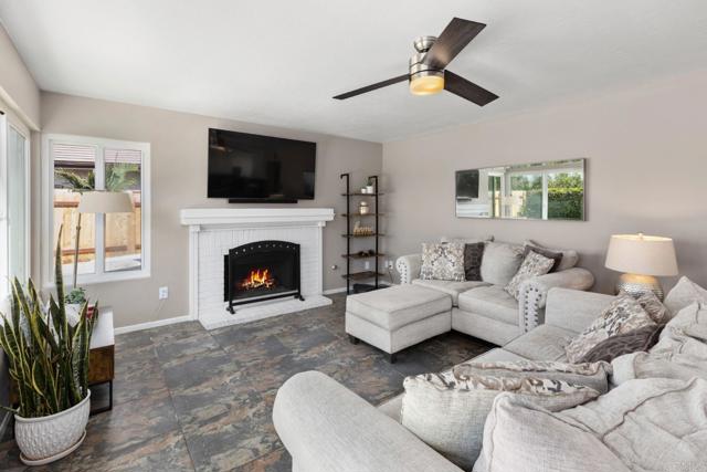 Detail Gallery Image 13 of 37 For 11171 Alejo Pl, San Diego,  CA 92124 - 5 Beds | 3 Baths