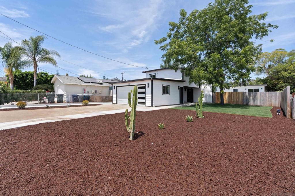 1160 Erica St - photo 6
