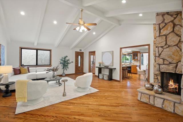 15390 Quito Road, Saratoga CA: https://media.crmls.org/mediaz/6754471a-5d3b-483b-b790-a334d5e01608.jpg