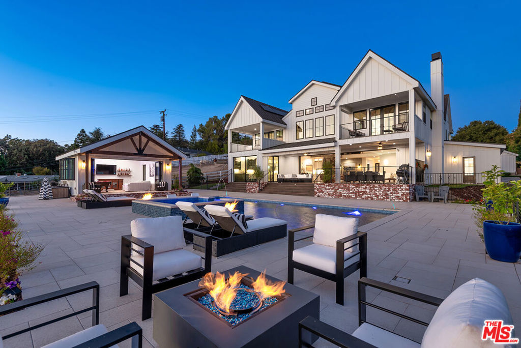 1649 Hauser Circle